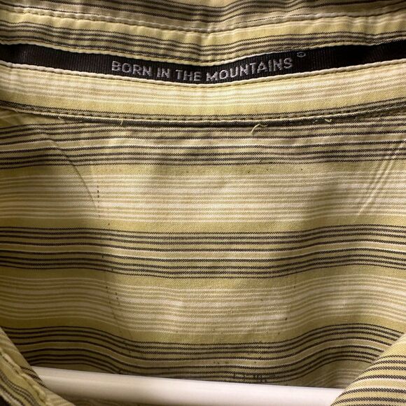 Kuhl Striped Button Up Short Sleeve Shirt Men's Size Large Green Camping Hiking - Picture 5 of 8